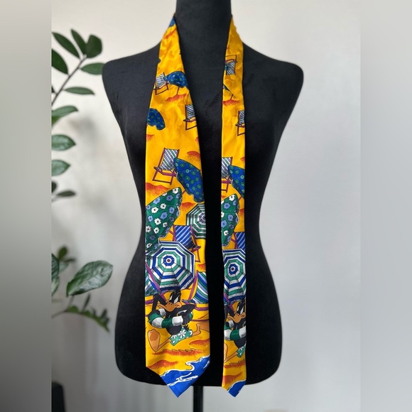 Looney Tunes Daffy Duck Silk Tie - Picture 1 of 5